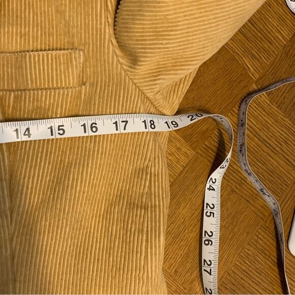 70s Oscar De La Renta Woman’s Mustard Yellow Corduroy Sport Coat VTG size 13/14 - Picture 11 of 12